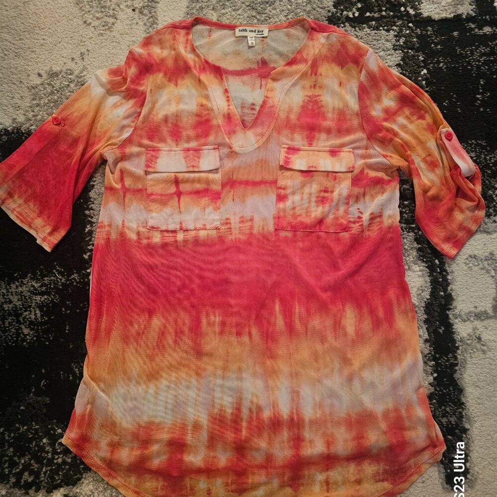 Blouse - Picture 2 of 3